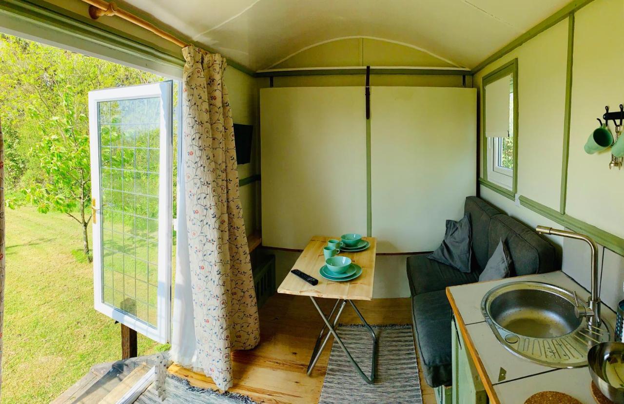 Ferienwohnung Hillcrest Hut Tenby Exterior foto